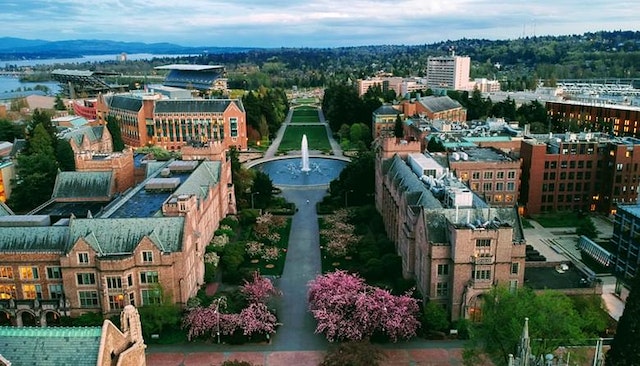 university of washington campus
